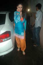 Kareena Kapoor at Bodyguard special screening in Ketnav, Mumbai on 28th Aug 2011 (21).JPG